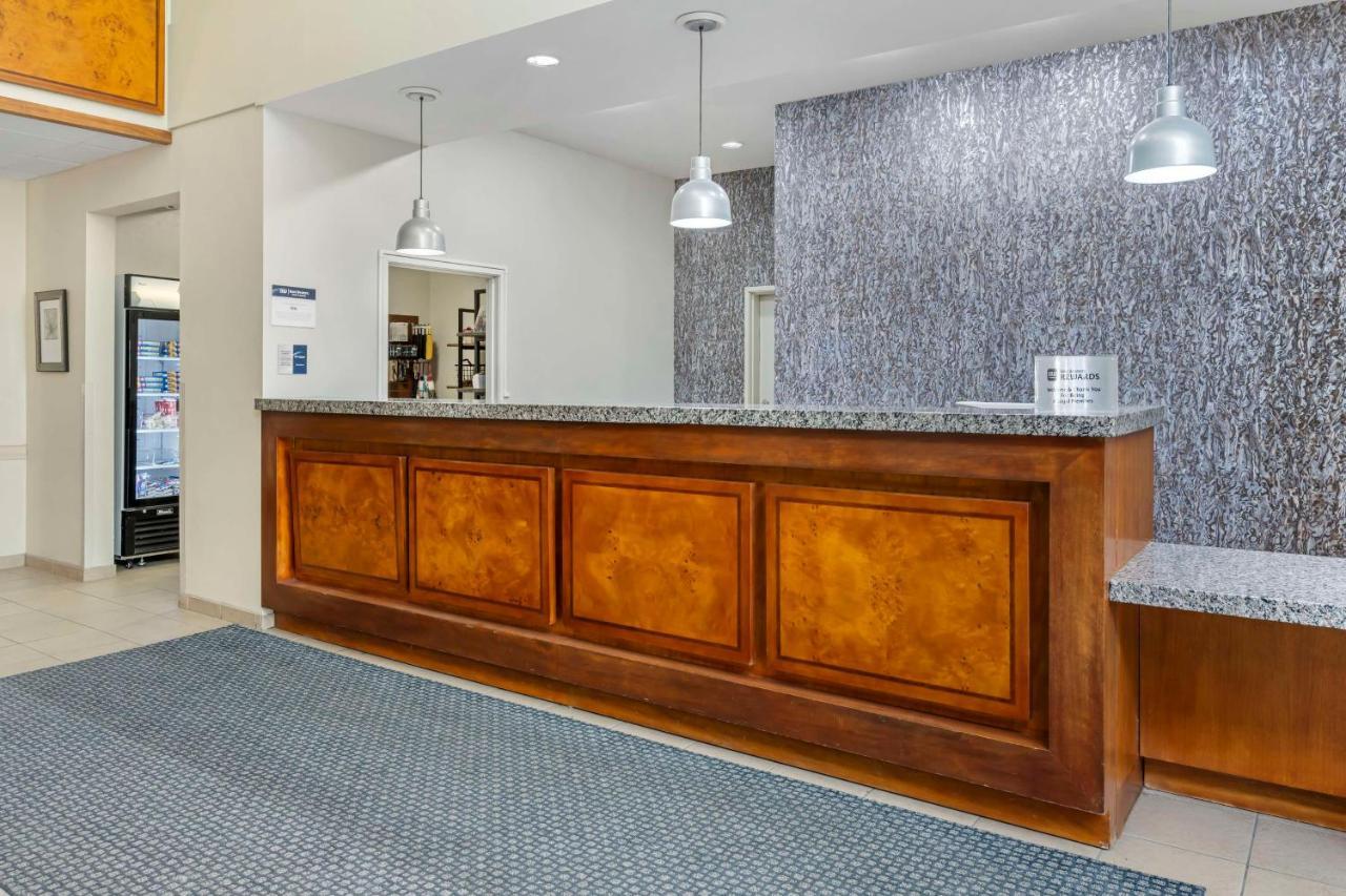 Best Western PLUS Peppertree Inn at Omak Exterior foto